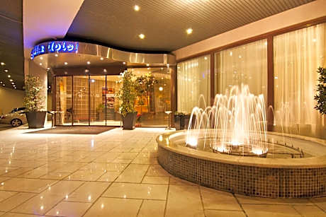 Double or Twin Room with Extra Bed