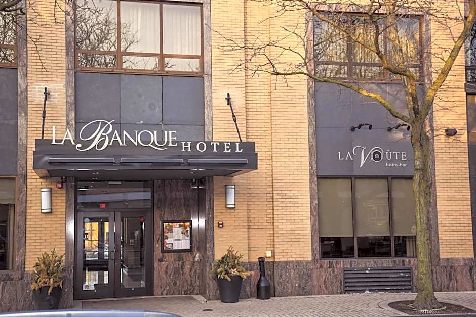 La Banque Hotel