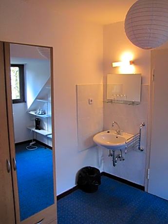 Triple Room with Shared Bathroom