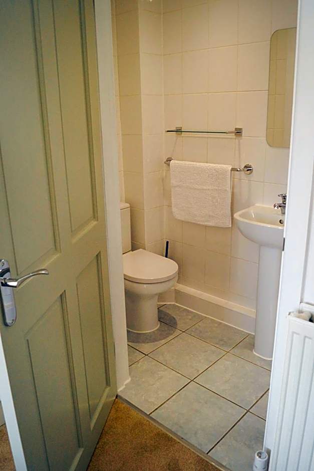 Lemon Tree Rooms - Newly Refurbished Coastal Stay