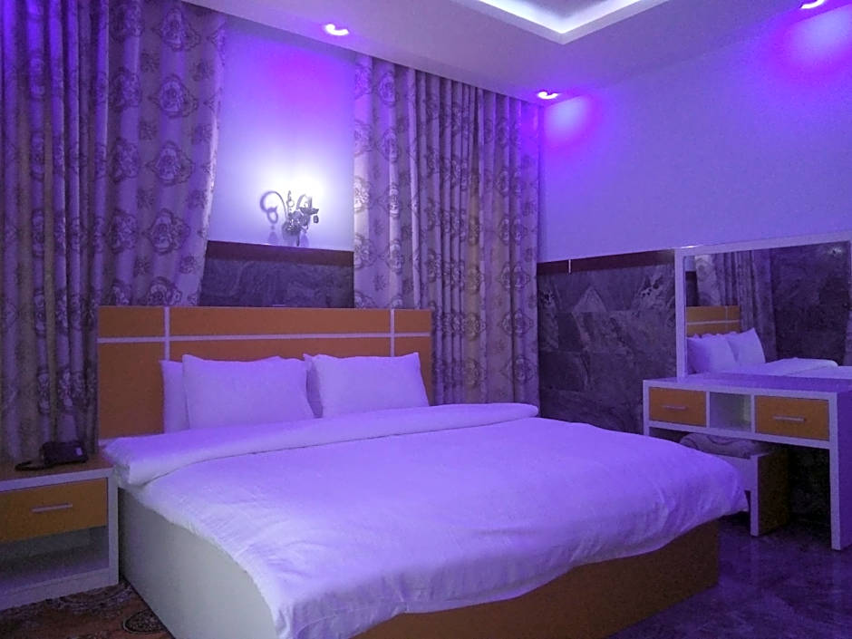 Heavenly Royal Apartments