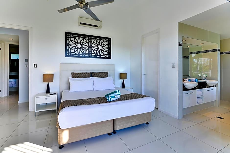 Pinnacle Apartments on Hamilton Island by HIHA