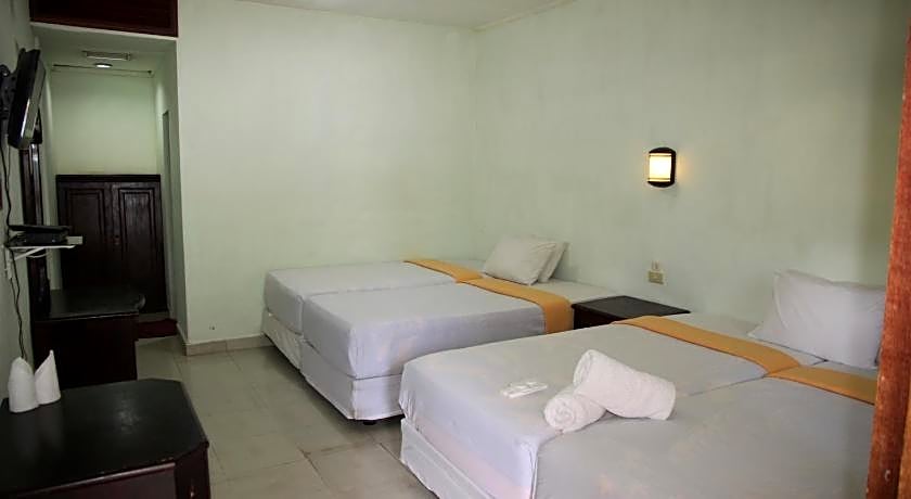 Pandu Lakeside Parapat Hotel