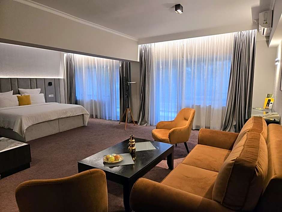 Photo 1 of 10 of Junior Suite