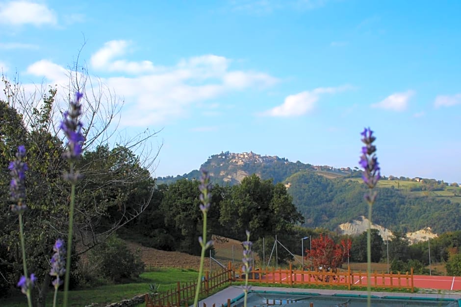 Casale Fontanile Bed and Breakfast