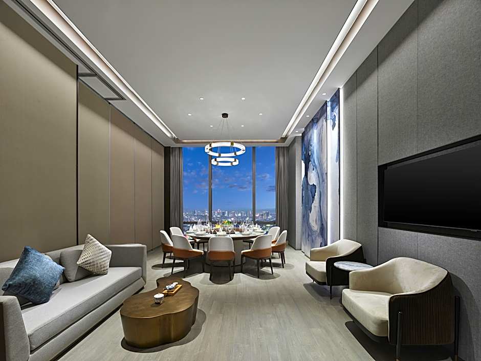 Hilton Zhuji