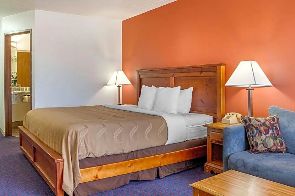 Quality Inn & Suites Prairie Du Chien