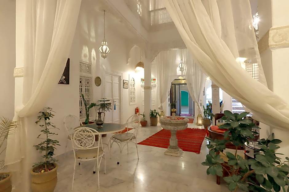 Riad Morocco Sky
