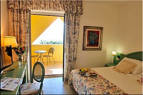 Superior Double Room with Sea View