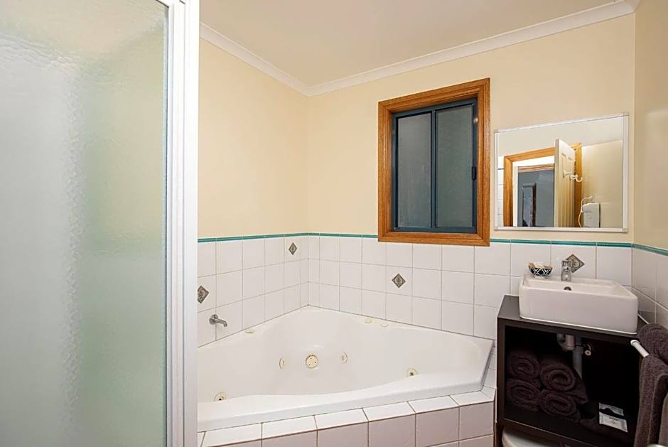 Blue Lake Holiday Park