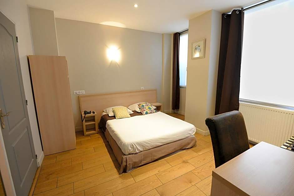 LAFAYETTE HOTEL