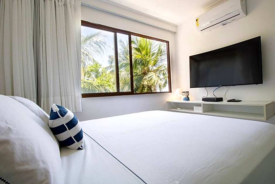 Barra Bali - Condomínio Pé na Areia Vista Mar