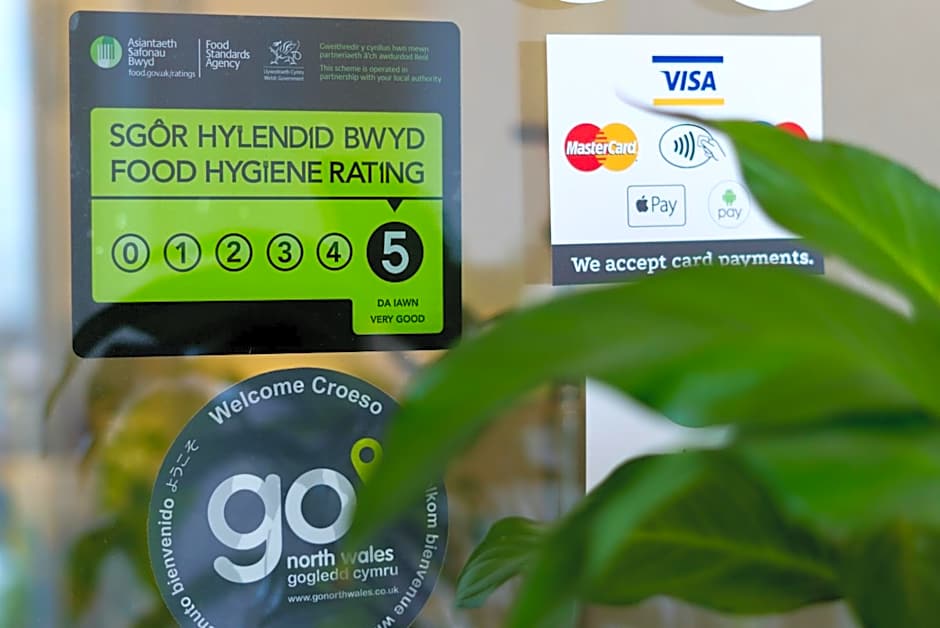 Glan Y Mor Hotel (Adult Only)