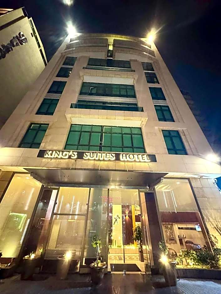 King Suites Hotel