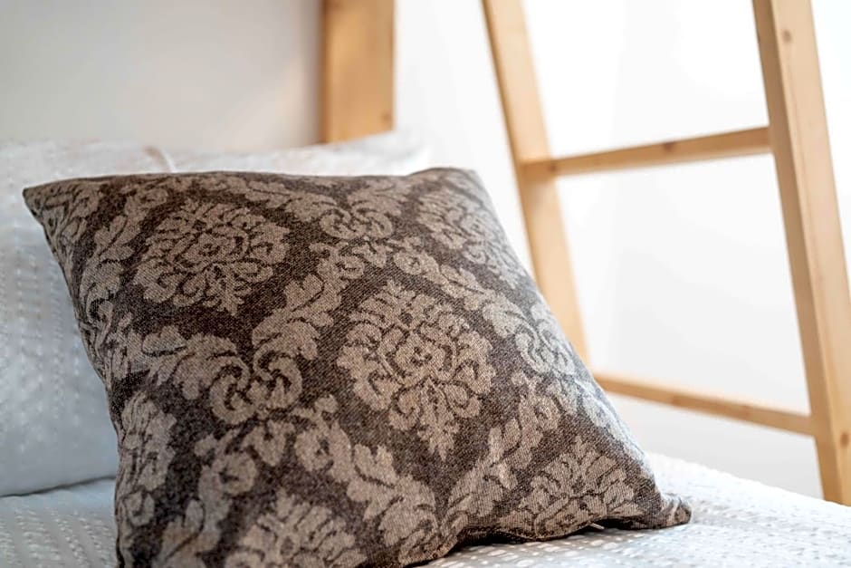 La Pao Bed and Breakfast