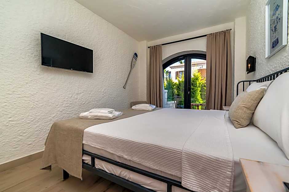 CEMAL ALACATI BUTIK HOTEL
