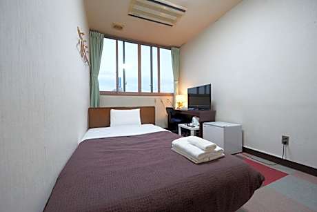 Single Room - Non-Smoking