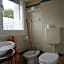 One-bedroom flat with balcony and AC