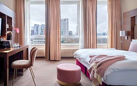 Superior Plus King Room