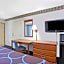 Super 8 by Wyndham Suwanee