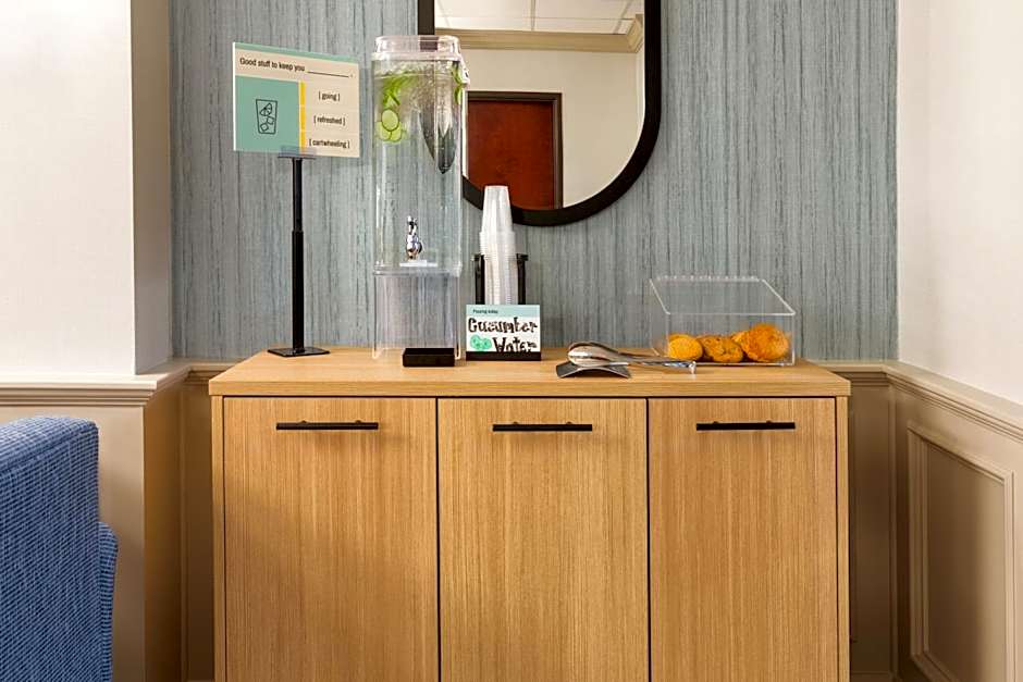 Garner Hotel Norman University Area By IHG