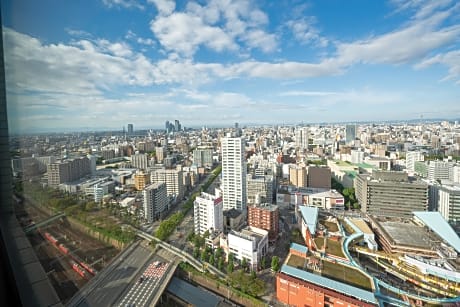 1 Queen 1 Bedroom Suite High Floor Nagoya City View