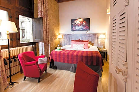 Standard Double Room - Non-Smoking