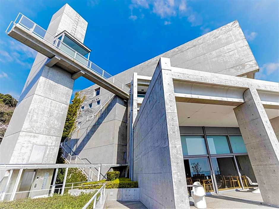 TOTO Seawind Awaji