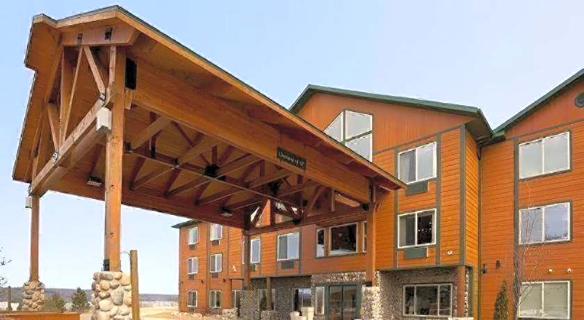 Holiday Inn Express Munising-Lakeview Hotel By IHG
