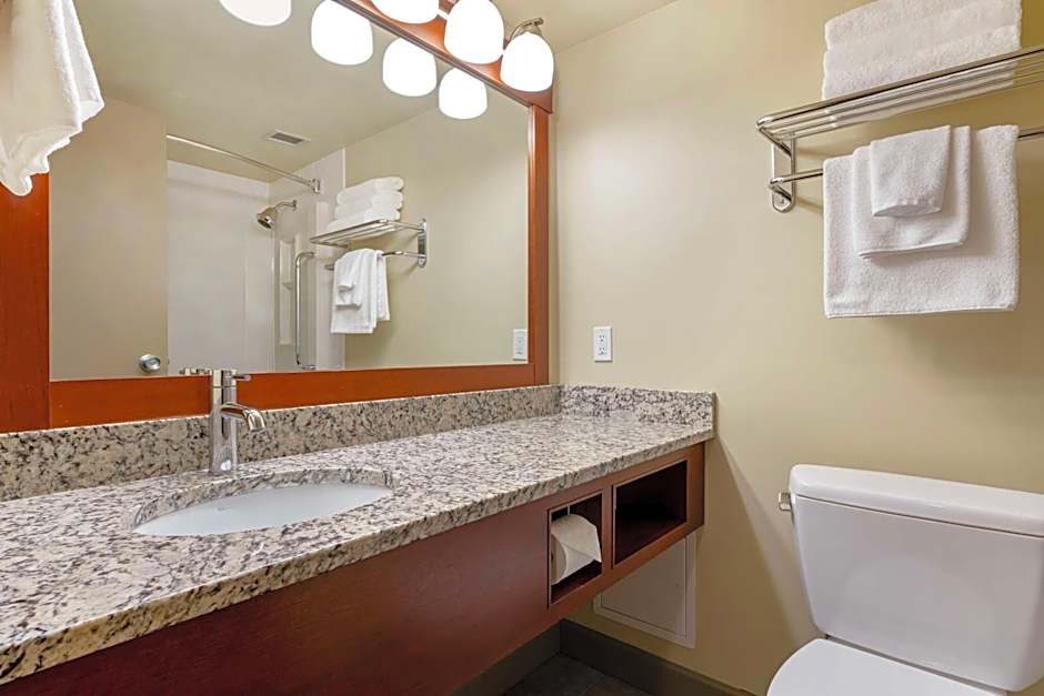 Best Western Plus Barclay Hotel