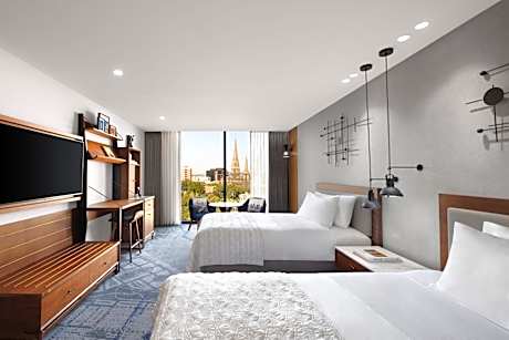 Premium Double Room with Two Double Beds and Parliament View