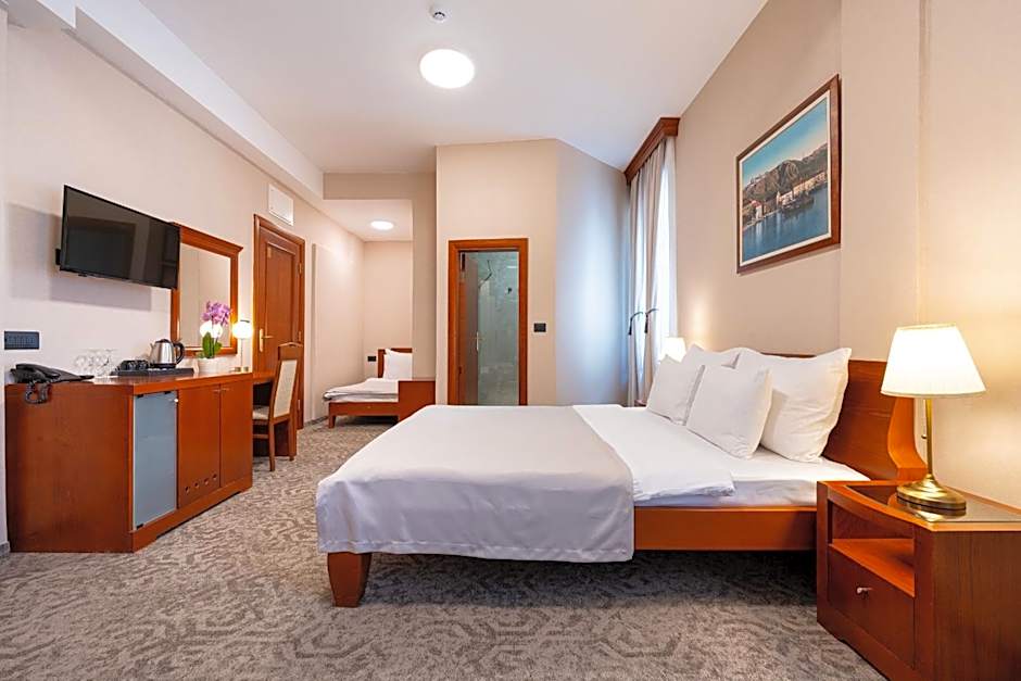 Hotel Montenegrino