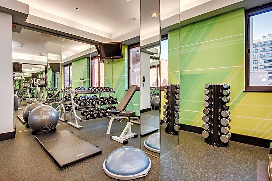 Holiday Inn Washington-Central/White House By IHG