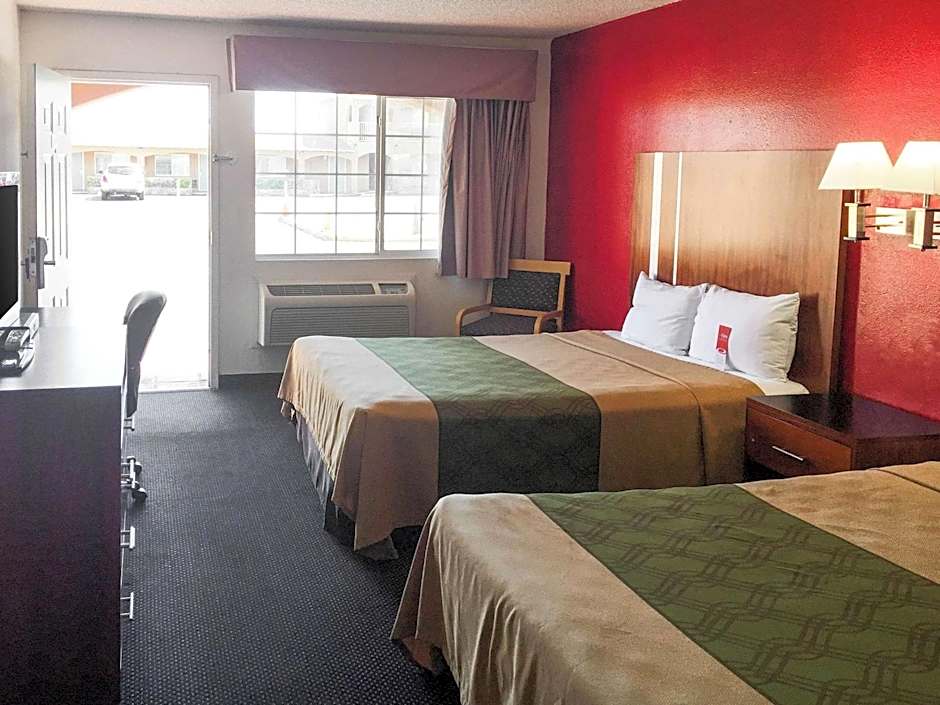 Econo Lodge On Historic Route 66