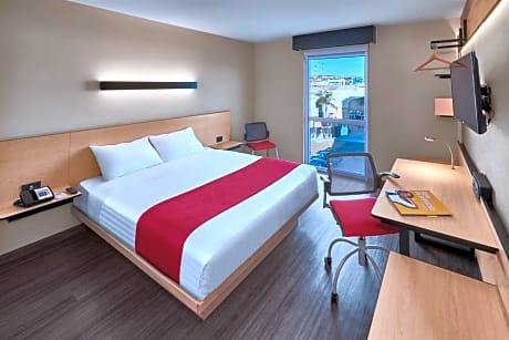 Queen Room