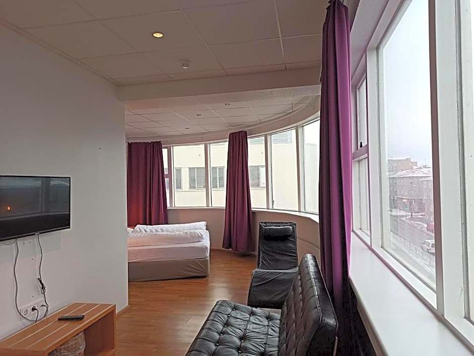 101 Guesthouse Hotel