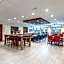 Holiday Inn Express & Suites Arlington North Stadium Area By IHG