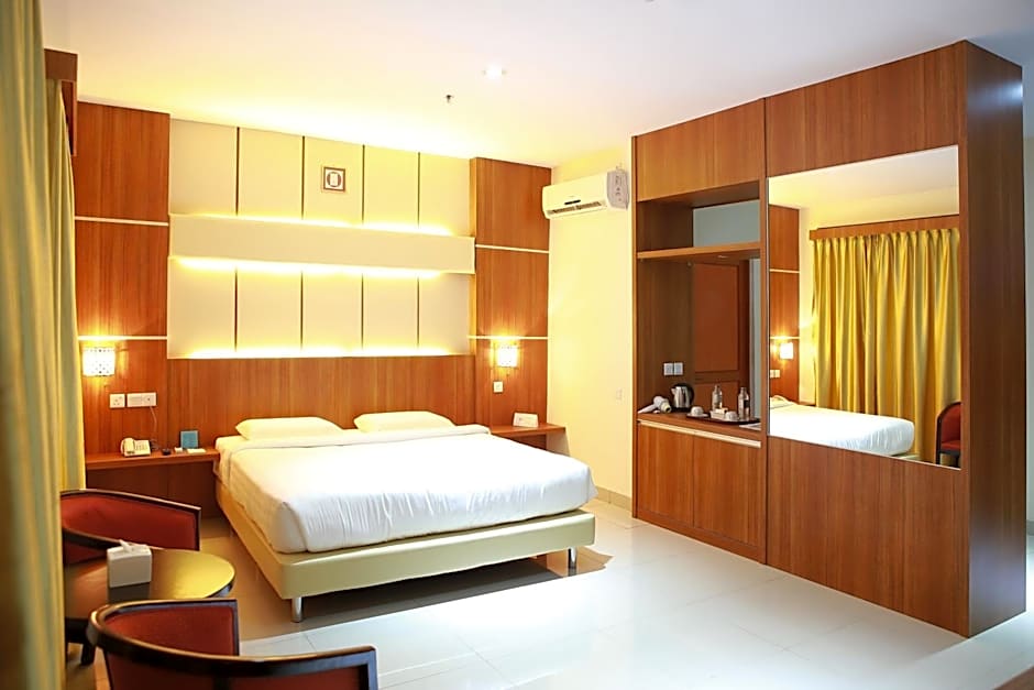 Aviari Hotel