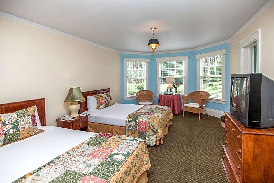 Photo 1 of 4 of 2 Double Beds Suite