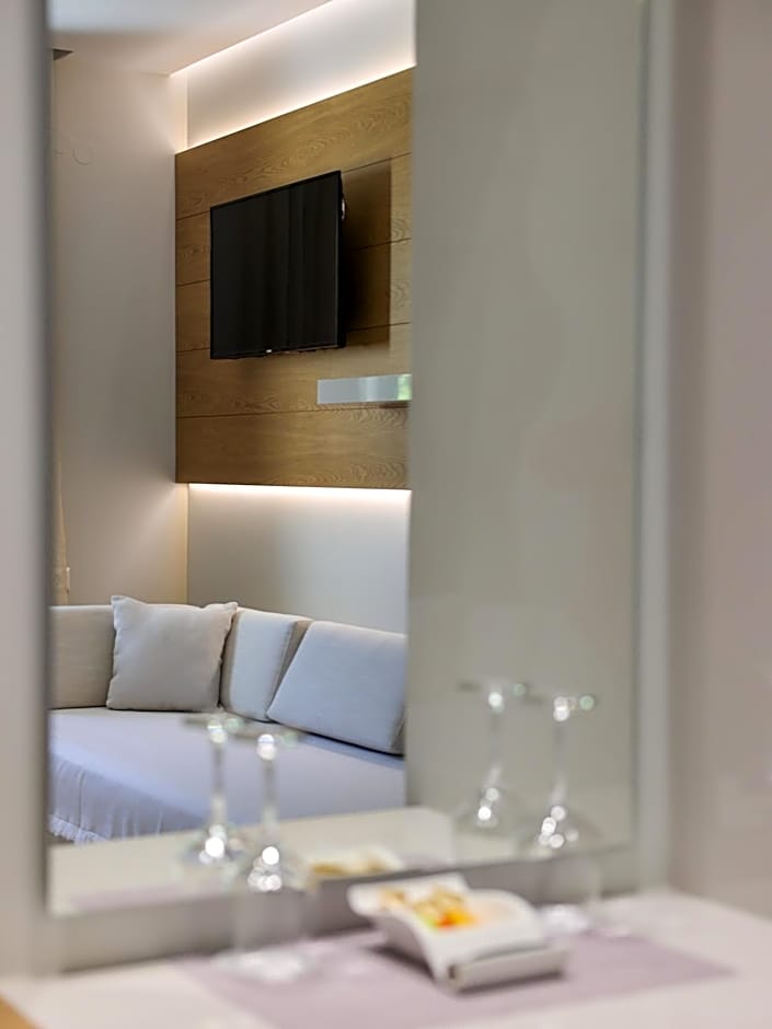 Filia Luxury Suites