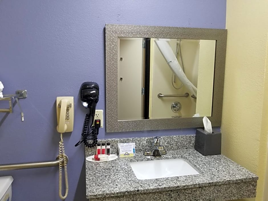 Days Inn by Wyndham Mauldin/Greenville