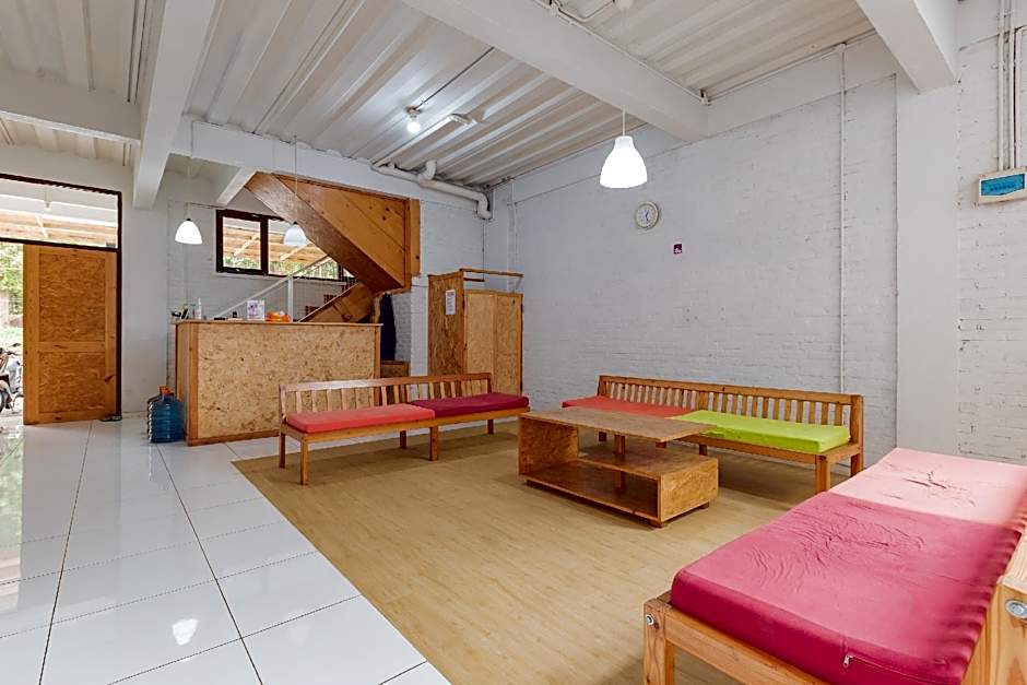 RedDoorz Syariah @ Eco Pesantren Daarut Tauhid