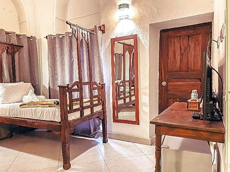 Smiles Stone Town Hotel