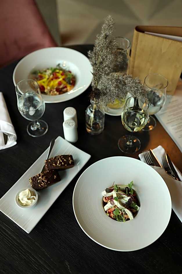 Ö Seaside Suites & SPA