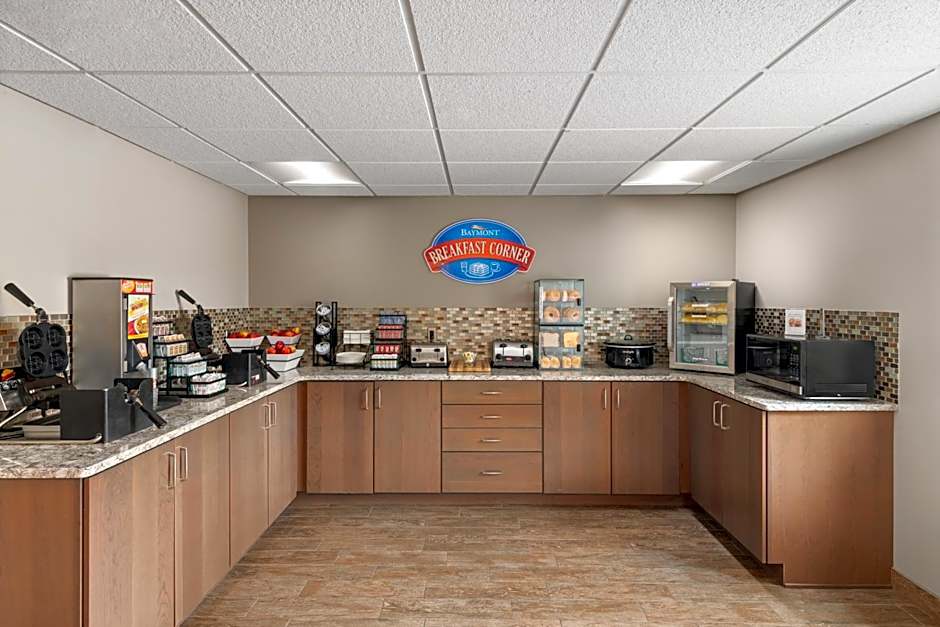 Baymont by Wyndham Mt. Pleasant