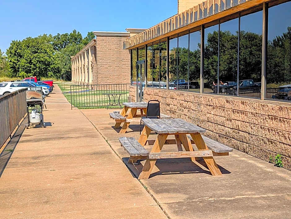 Travelodge by Wyndham Enid