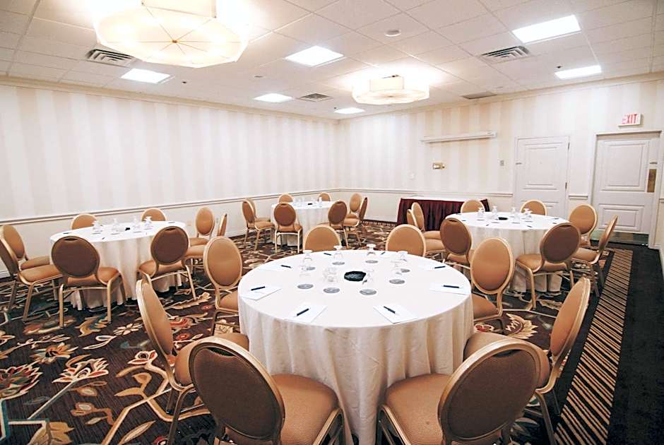 Wyndham Providence Airport
