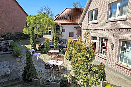 Deluxe Double or Twin Room with City View