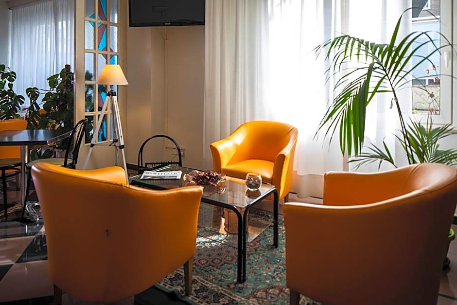 Hotel Figaro & Apartments