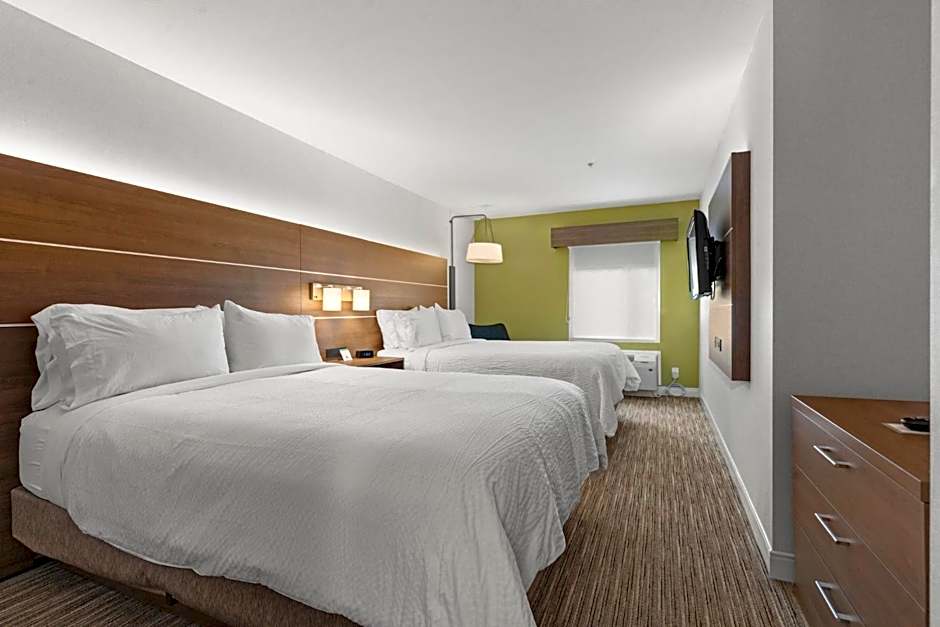 Holiday Inn Express and Suites Surrey By IHG